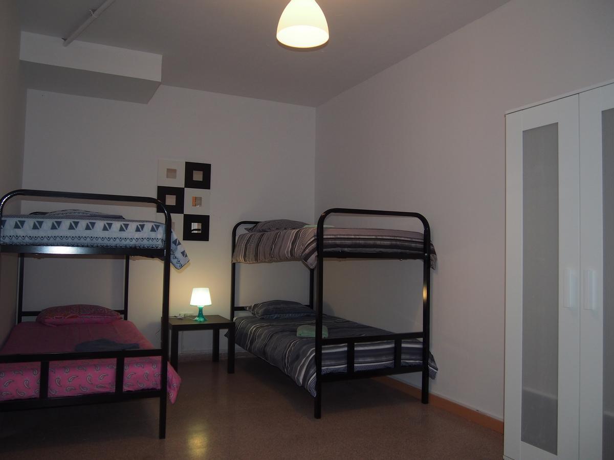 Rent 10 * Barcelone