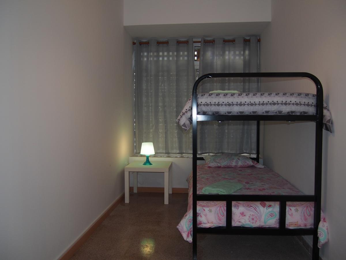 Rent 10 * Barcelone